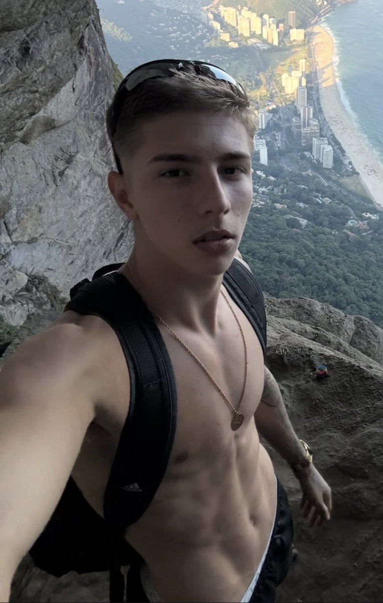 MACHOS SUPREMOS tweet media