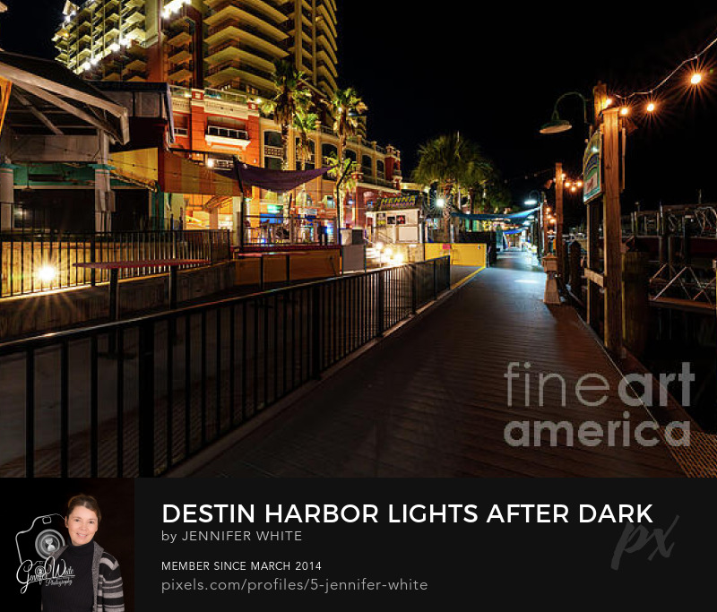 TMomPhotography's tweet image. A peaceful nighttime view looking down a dock walkway at the Destin Harbor Boardwalk in Destin, Florida @FineArtAmerica 
5-jennifer-white.pixels.com/featured/desti…
#buyintoart #photography #souvenirs