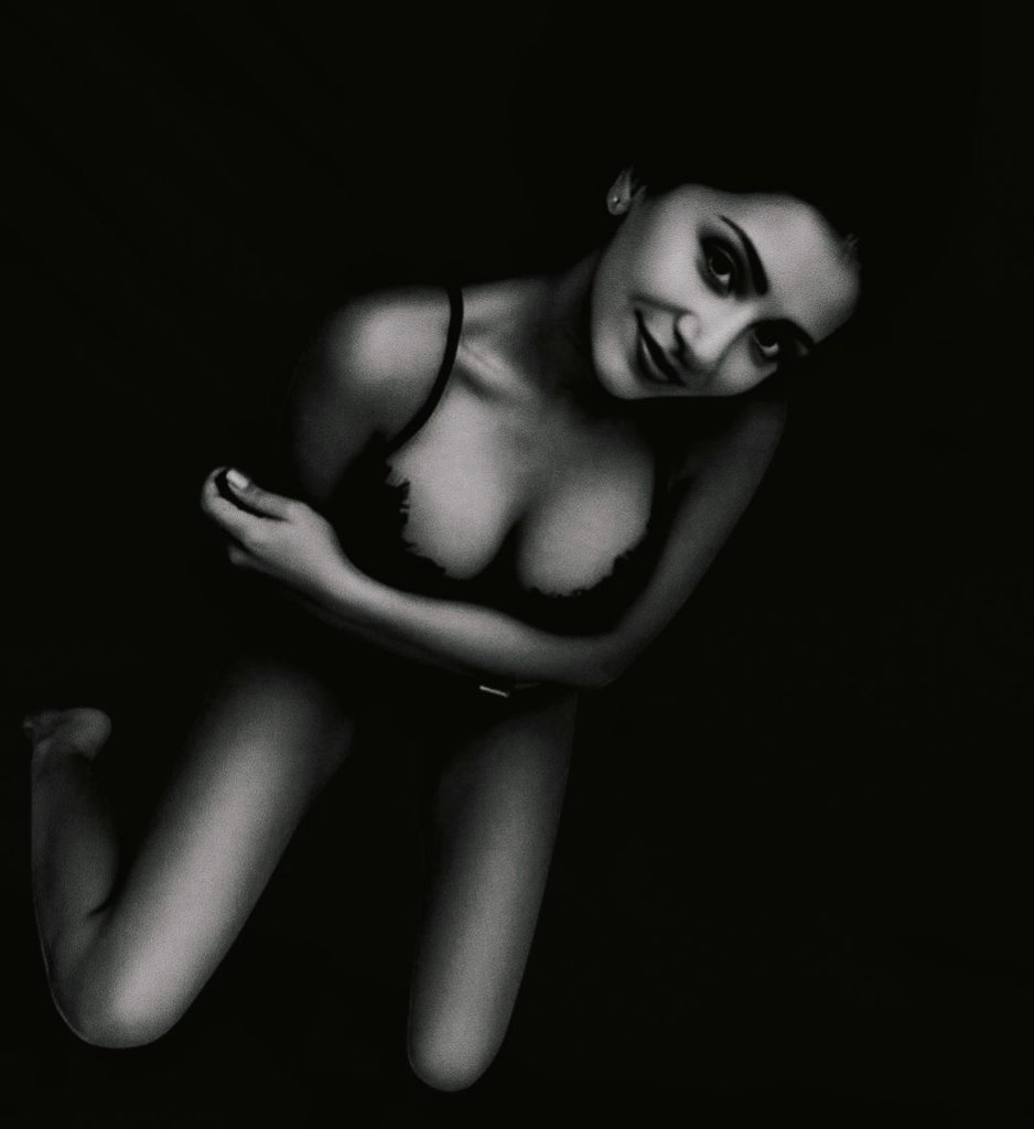 𝑅𝑖𝑑𝑑h𝑖𝑚𝑎 ✨ tweet media