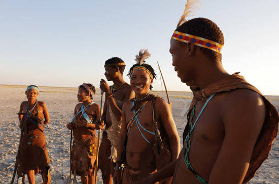 Stellaire_FR's tweet photo. Le Botswana 🇧🇼, pays à large majorité chétienne, décriminalise l’homosexualité🌈👬
Pendant ce tps, nos ex-colonies françaises musulmanes (Sénégal, Mali...), ces pays de la honte, font le contraire
#Homosexualite #Gay #Homo #Botswana #Homophobie #Afrique https://t.co/AzSrGVObvp