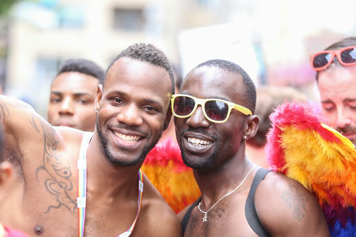 Stellaire_FR's tweet photo. Le Botswana 🇧🇼, pays à large majorité chétienne, décriminalise l’homosexualité🌈👬
Pendant ce tps, nos ex-colonies françaises musulmanes (Sénégal, Mali...), ces pays de la honte, font le contraire
#Homosexualite #Gay #Homo #Botswana #Homophobie #Afrique https://t.co/AzSrGVObvp