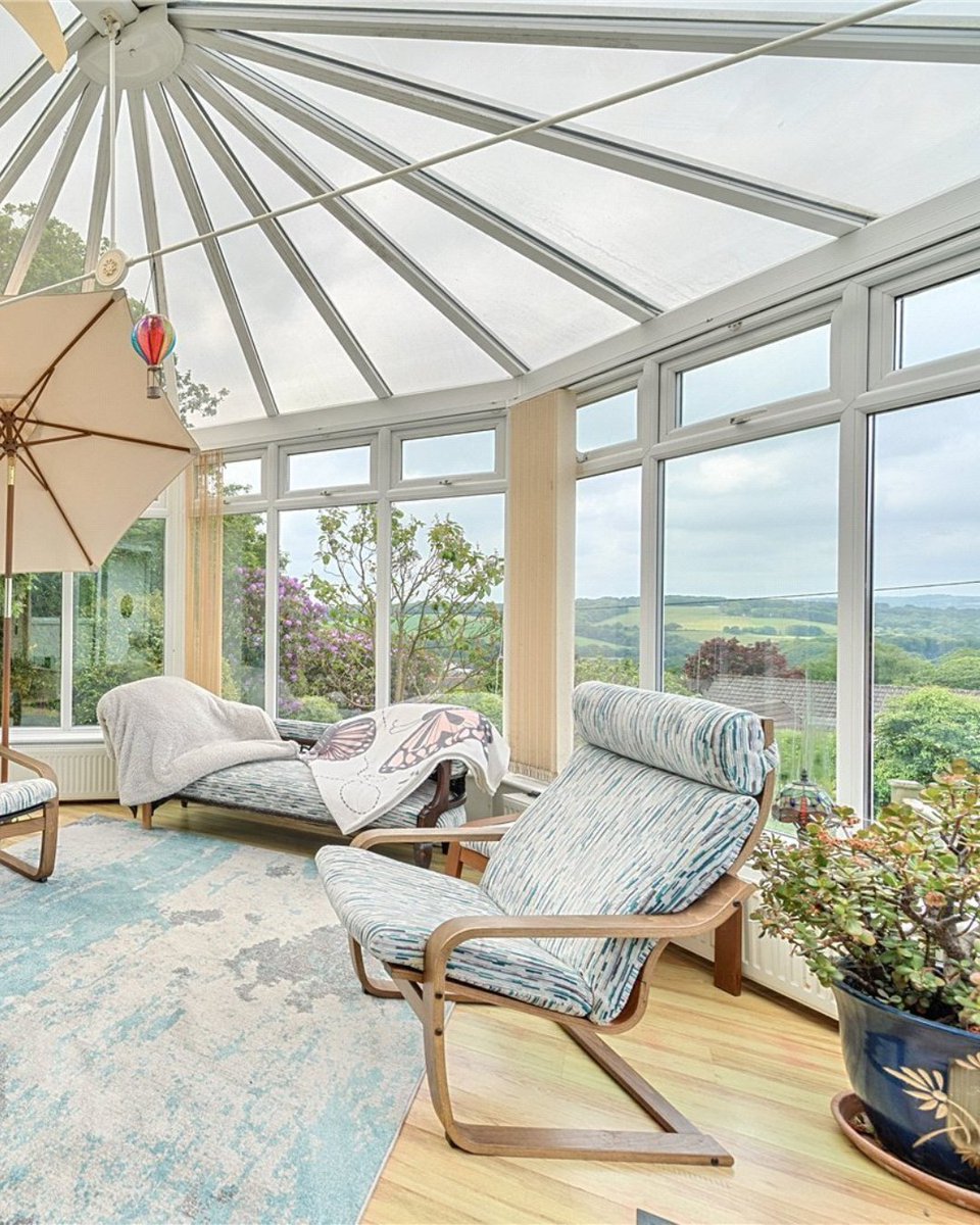JS_Cornwall's tweet image. New listing
Old Carnon Hill, #CarnonDowns, #Truro, #Cornwall
Guide price £550,000

A beautifully presented detached family home where light, space and remarkable scenery come together effortlessly.

jackson-stops.co.uk/properties/216…

#carnondownsproperty #truroproperty #cornwallproperty