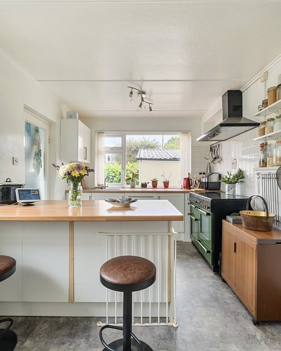 JS_Cornwall's tweet image. New listing
Old Carnon Hill, #CarnonDowns, #Truro, #Cornwall
Guide price £550,000

A beautifully presented detached family home where light, space and remarkable scenery come together effortlessly.

jackson-stops.co.uk/properties/216…

#carnondownsproperty #truroproperty #cornwallproperty