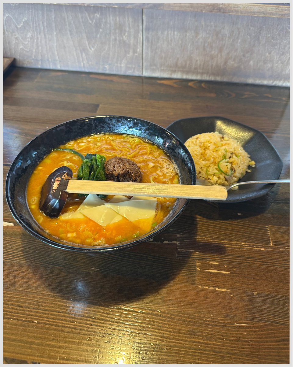 kiyoofdeath's tweet image. ちーずタンタン+平日限定半炒飯set at 札幌らーめん 大心 札幌本店

#Cheese 星人𝗐
What's up??
1985年㊗︎創業40周年記念大感謝祭チケット抽選会開催中‥ハズレなし‼️3日間炊いた濃厚な豚骨スープは昔ながらの王道系札幌ラーメン!!肉味噌と合わせた坦々秀逸 #カネジン食品 細麺絡‥旨ぁ🤣👍通う!!笑