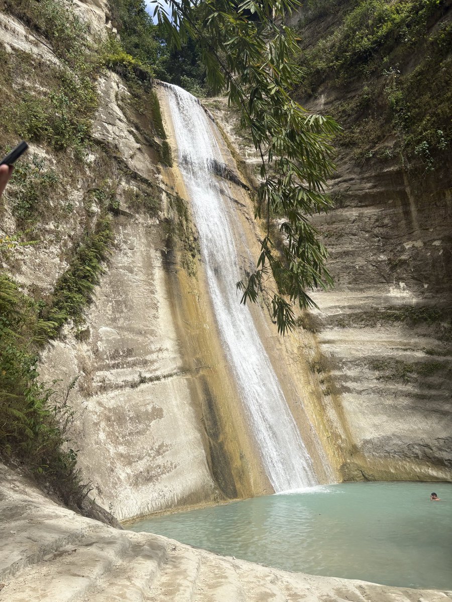 Dao Falls, Samboan Cebu 

Knindot kaayo dri🥹