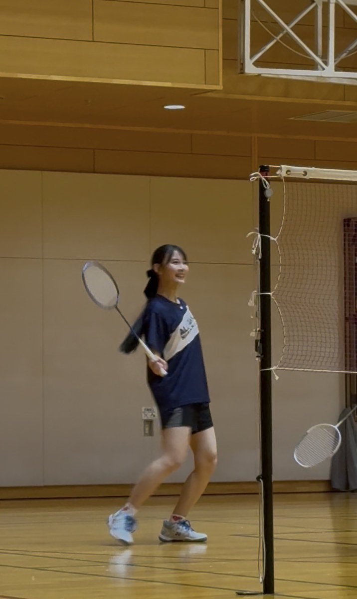 12___sar's tweet image. 明日から9連休🙂‍↕️🙂‍↕️
GWゆっくりします。

社会人2年目で、当たり前のように9連休って大感謝です❕

写真は久しぶりにバドミントン本気でやった時の🏸((笑顔