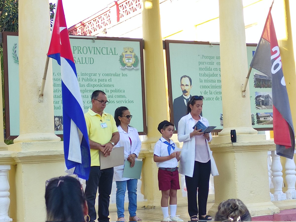 perez_torriente's tweet photo. Este desfile será una oportunidad para reafirmar nuestro compromiso con la unidad, la solidaridad, la defensa de la paz y nuestra soberanía. Así lo expresaron los trabajadores de la DGS de Cienfuegos. 🇨🇺🇨🇺🇨🇺 https://t.co/GYvzZaQ9pJ
