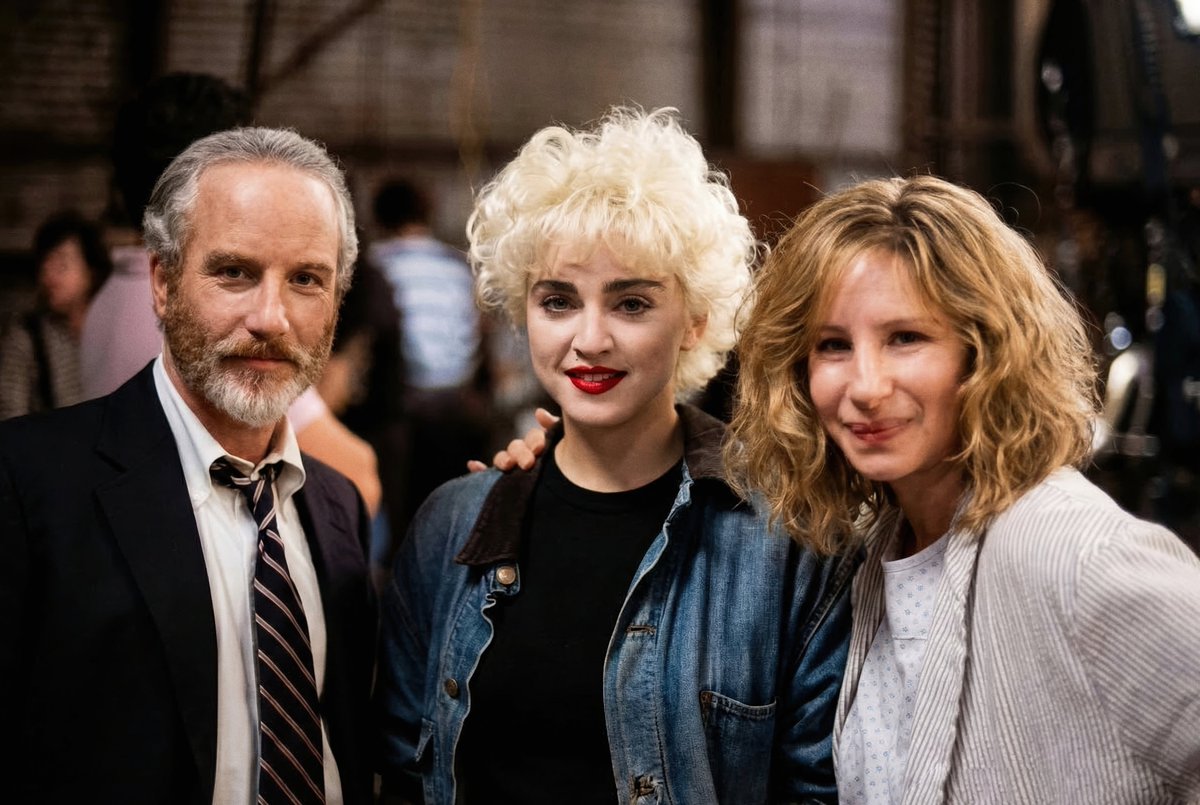 DanKMadonnaEdit's tweet image. 𝗥𝗶𝗰𝗵𝗮𝗿𝗱 𝗗𝗿𝗲𝘆𝗳𝘂𝘀𝘀, 𝗠𝗮𝗱𝗼𝗻𝗻𝗮, 𝗕𝗮𝗿𝗯𝗿𝗮 𝗦𝘁𝗿𝗲𝗶𝘀𝗮𝗻𝗱
𝘰𝘯 𝘵𝘩𝘦 𝘴𝘦𝘵 𝘰𝘧 "𝗡𝗨𝗧𝗦"
𝘋𝘦𝘤𝘦𝘮𝘣𝘦𝘳 1986 · 𝘉𝘶𝘳𝘣𝘢𝘯𝘬 𝘚𝘵𝘶𝘥𝘪𝘰𝘴
#Madonna #Streisand #OnSet