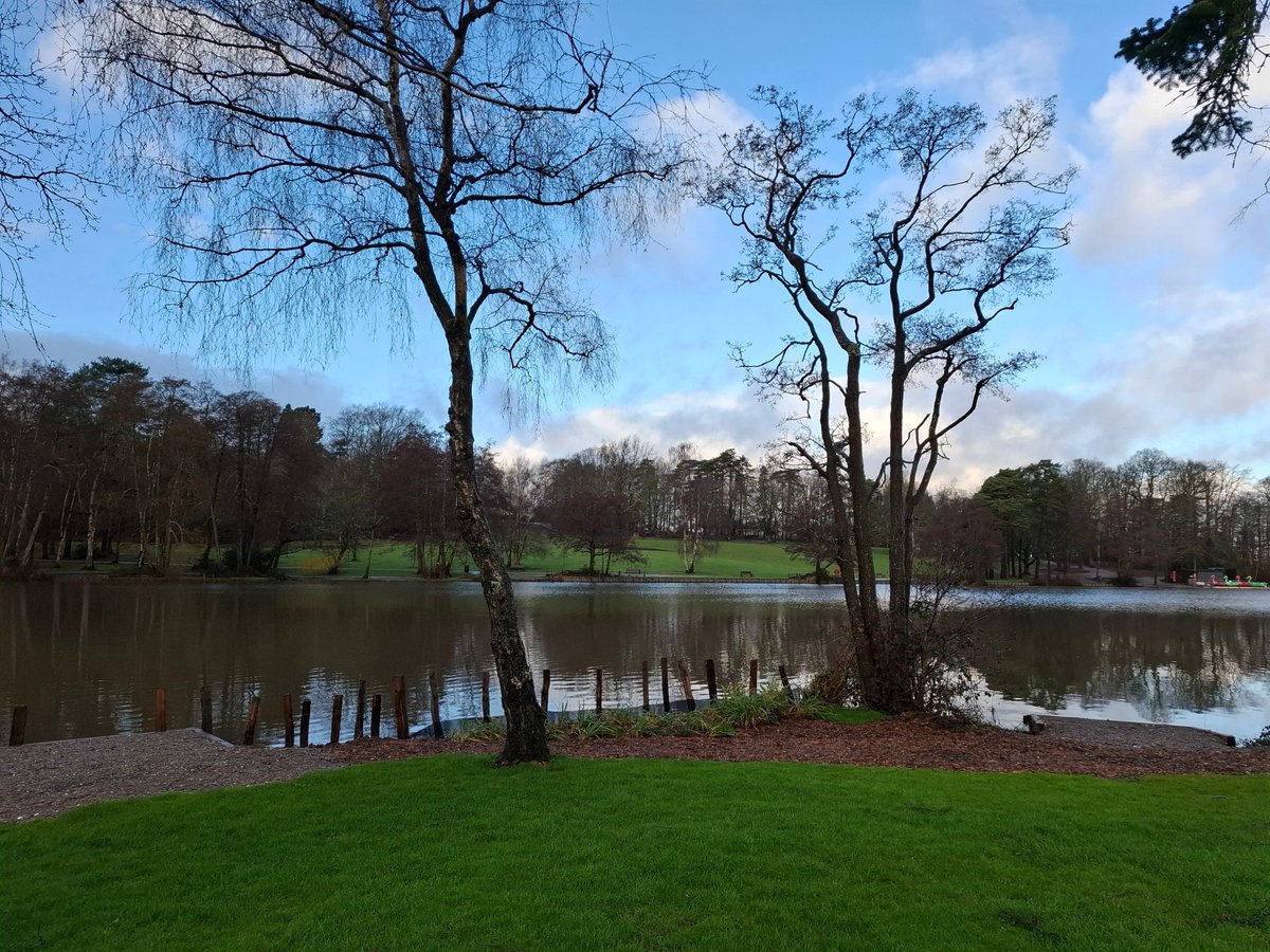 crawleybc's tweet photo. Tilgate Park will be hosting its next car boot sale on Sunday 10 May from 8am to 12 noon in the main car park.
Pre-book your slot and find out more at: https://t.co/PmsBBPoXQK https://t.co/ktv2D13MlA