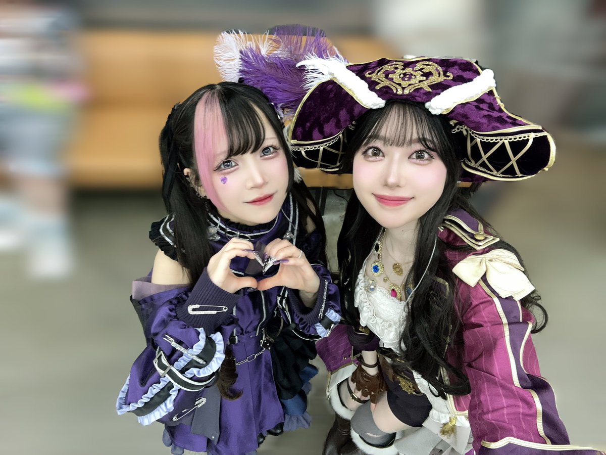 #シャニマス8th 思い出🐰💗②

放クラに混じるととてもカラフル🌈

#シャニマス8th_day1
#シャニマス8th_day2