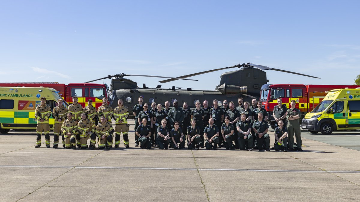 RAF_Odiham's tweet image. 🚑 Joint Training at RAF Odiham 🚒

RAF Odiham hosted a team from South Central Ambulance Service for valuable training with Station personnel. 

The day included theoretical lessons and practical exercises, supported by the Station Fire Section. 

#RAFOdiham #EmergencyResponse