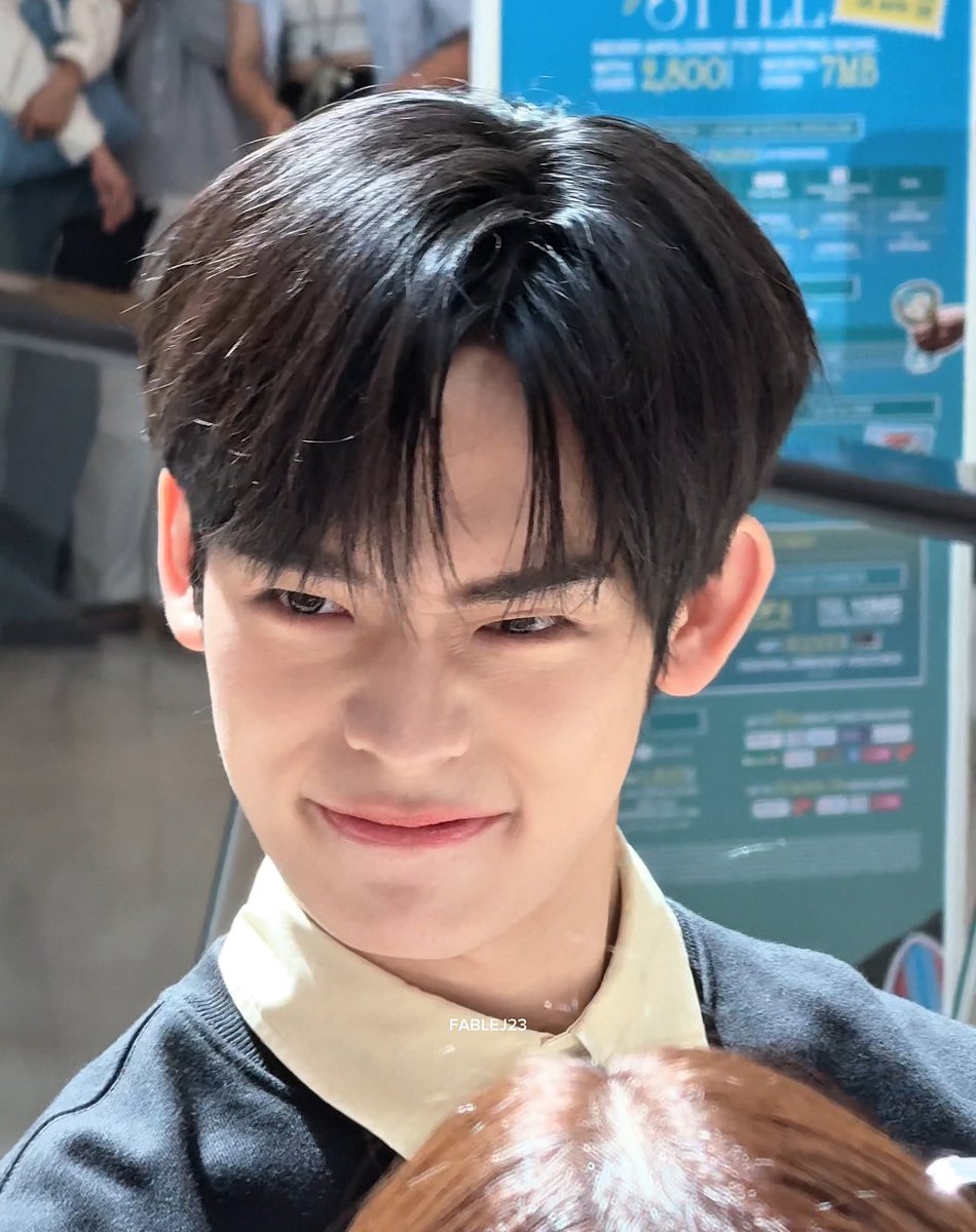 head in the clown ·͜·♡🐱🫧 tweet media