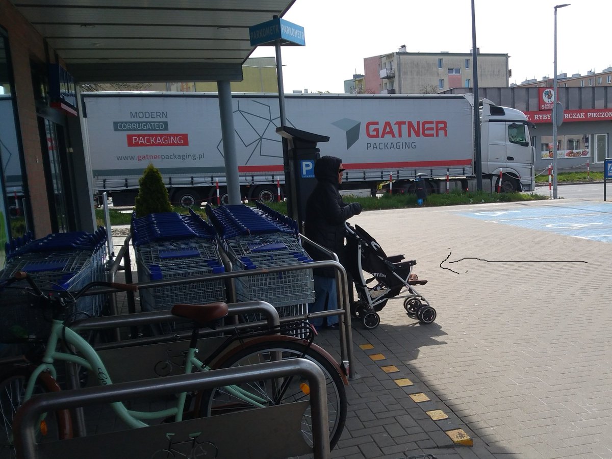 marek popowski tweet media