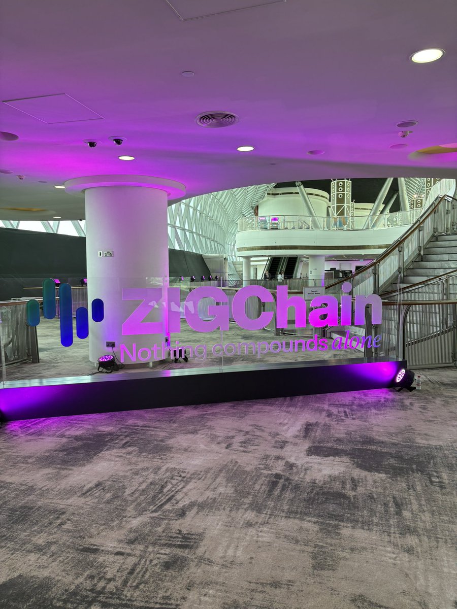 Kartikstwt's tweet image. Dubai. Builders. Blockchain.

Great conversations at the ZIGChain Summit—where ideas turn into global opportunities.
Networking, learning, and building bigger than ever. 🚀🌍

#Dubai #ZIGChain #Blockchain #Web3 #Networking #Startup #Builders #Innovation
