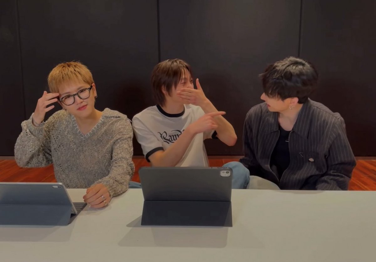 참 tweet media