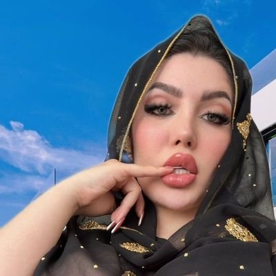 mode💋 tweet media