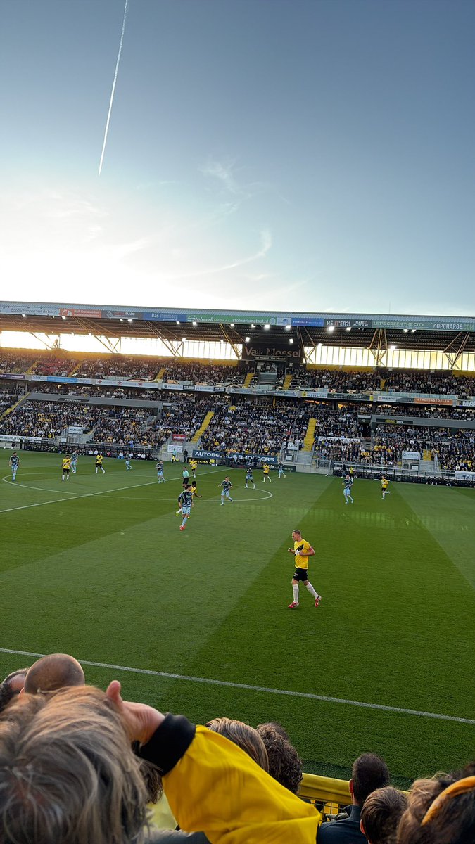 TAW180's tweet photo. 3 wedstrijden in één weekend! ✅
NAC Breda - Ajax
KAA Gent - Club Brugge
RSC Anderlecht - USG https://t.co/ALHvN5FPys