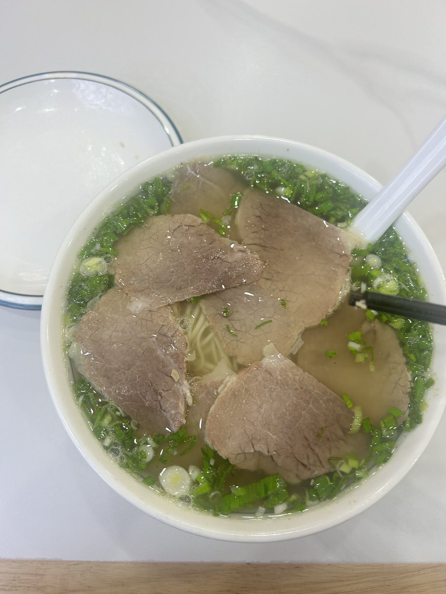 吃不饱饭 tweet media