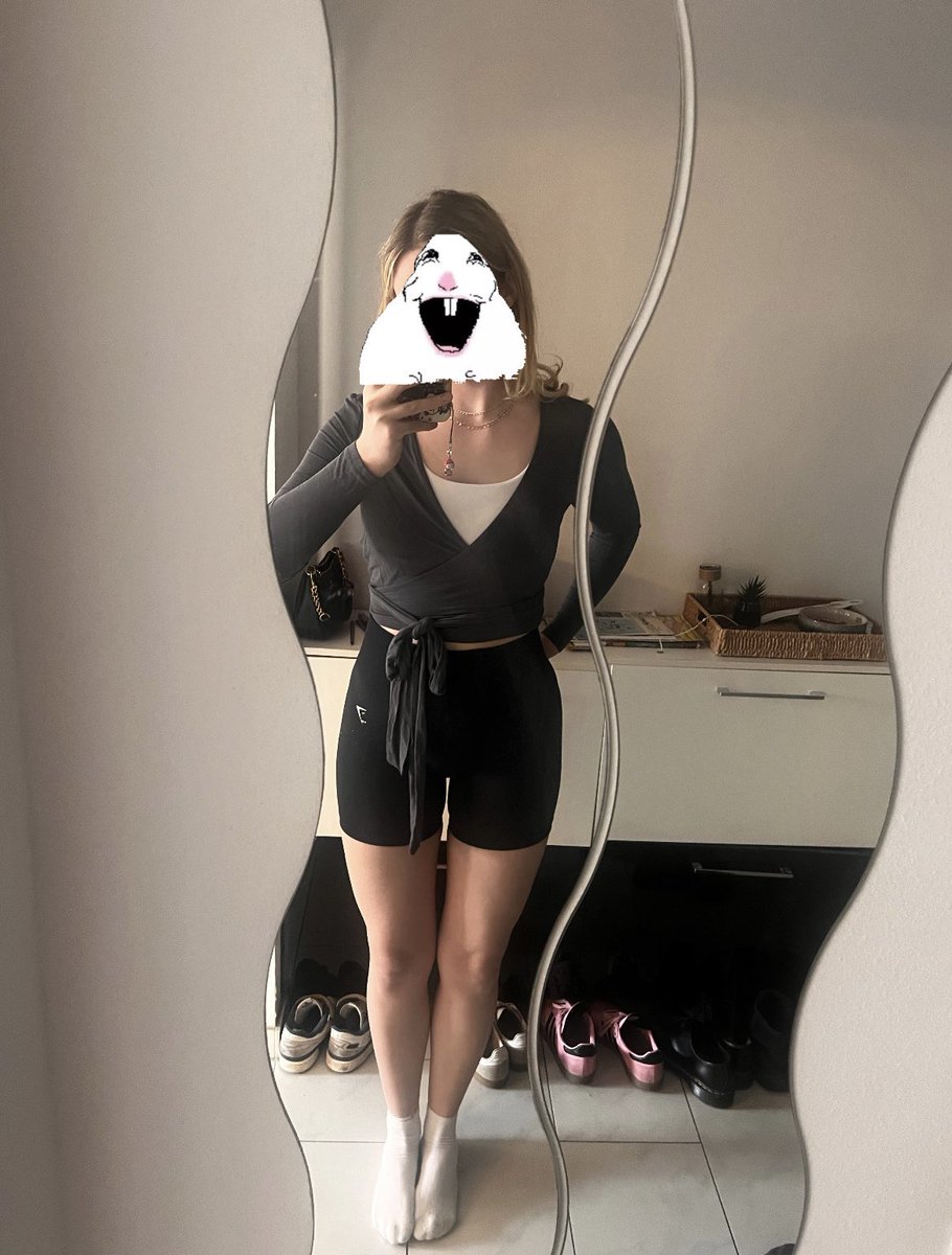 lynn ☆ tweet media