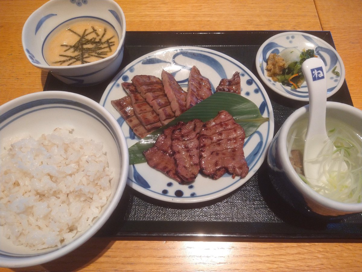 なまこ tweet media