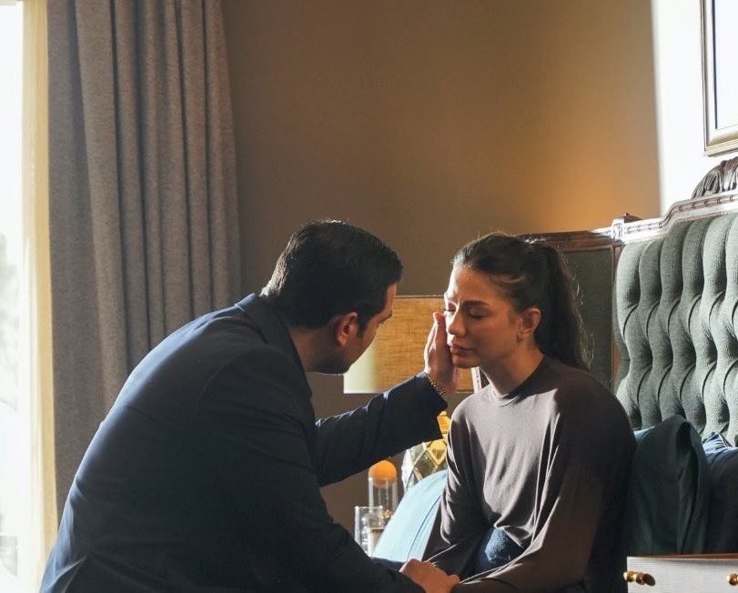 Ele cuidando dela 🥹

#EşrefRüya #EşSan #DemetÖzdemir