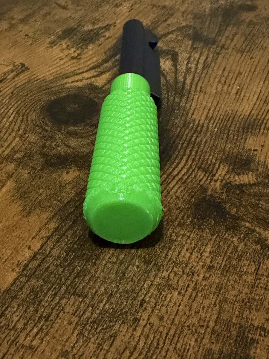 iDi_Collective's tweet image. Fully custom Locomotive Engine Key, Reverser in 3D Printed Glow-in-the-Dark key. View link in replies to purchase #Locomotive #Engine #Key #Railroad #Reverser