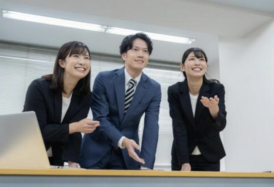 career_omusub's tweet image. 求人のご紹介！
【法人営業】
SaaS商材の新規提案や課題ヒアリングをご担当。
裁量大きく、年収1000万以上も目指せます！ 

詳細は▶️nice-one.net/job/44891
お気軽にお問い合わせください。

#営業 #法人営業 #SaaS #転職 #キャリアアップ