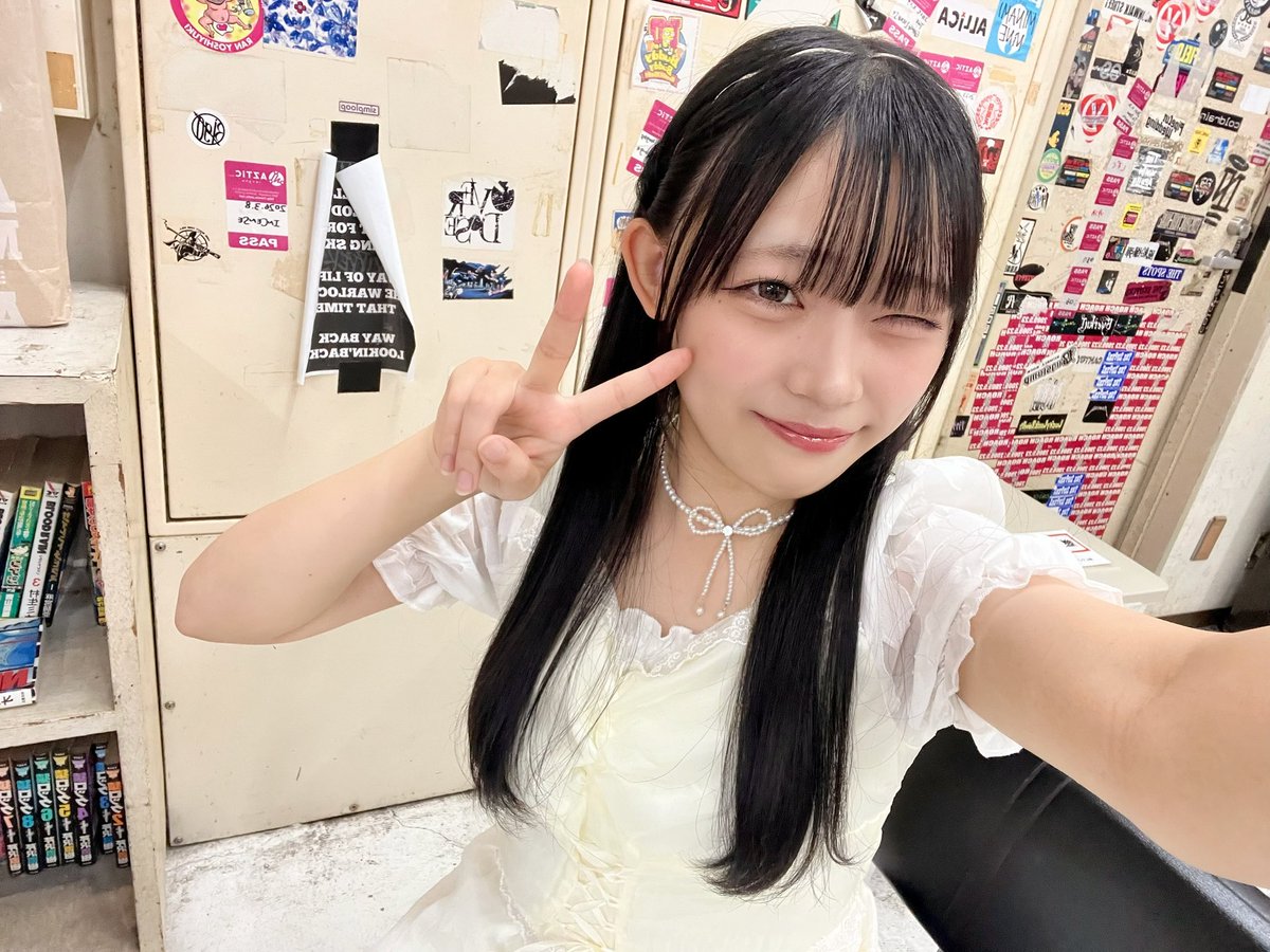 ひなこ@berliner filling wish tweet media