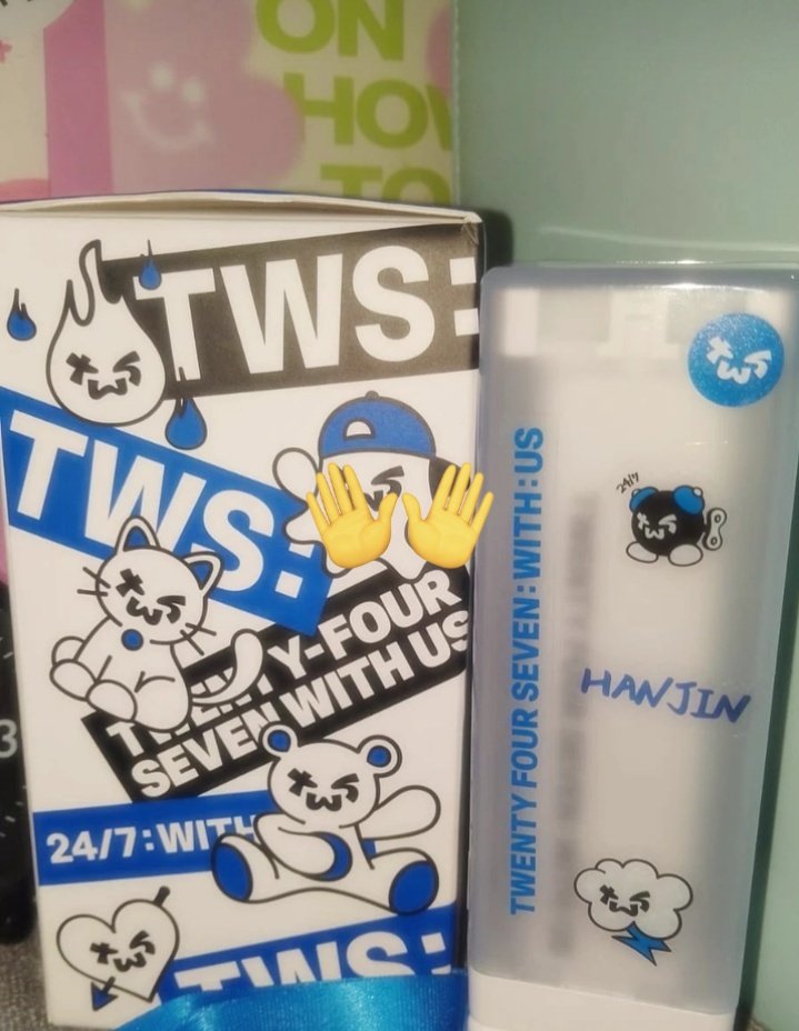 lialiiii2's tweet photo. #ssel wts lightstick tws 

• 645k ( dp only ) nego tipis bole banget
• mines cuman sticker udah di pake
• co 🍊
• semua masih lengkap ( kecuali sticker)
• detail bisa langsung dm aku aja
• free album compact play hard ( album only no pc )

t.wts lightstick tws shinyu wtb https://t.co/Chx4WPAzsi