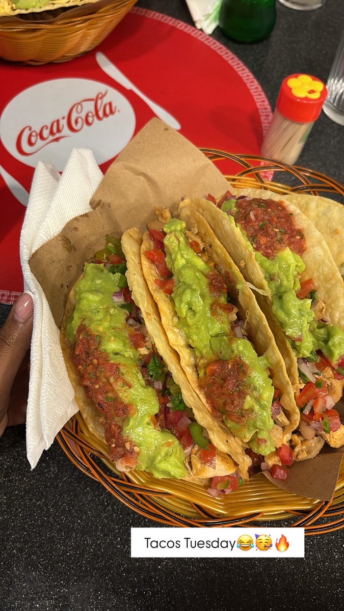 Bucura bwa Kamanzi tweet media