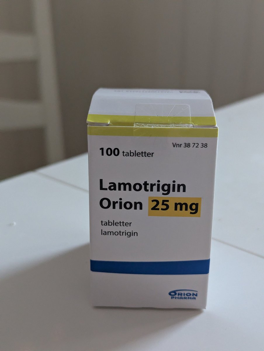DesmoJessie's tweet photo. F*ck... It "only" took 16 months to get to this point. 13 months for neuro to even try something to relieve my condition. It's so totally f*cked, and I am so mad. They never listened.. At least I got the meds I wanted to try. But let's hope this helps! Calm down 🧠⚡ Trial start https://t.co/ptSWp1ofPi