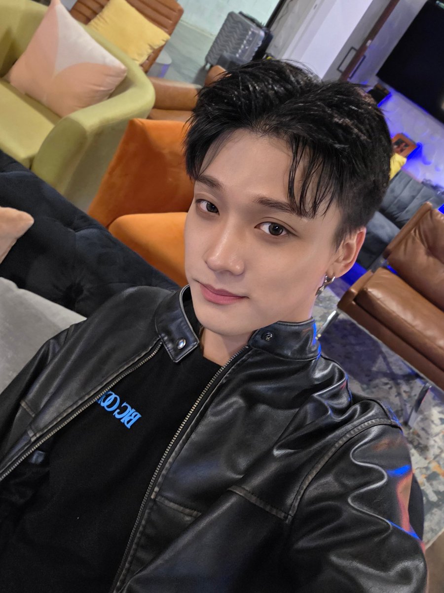 PADOTranslation's tweet image. 26/04/2026 - PJ 🦐

@Big_O_cean
#BigOcean #빅오션 #PJ #피제이 #bstage