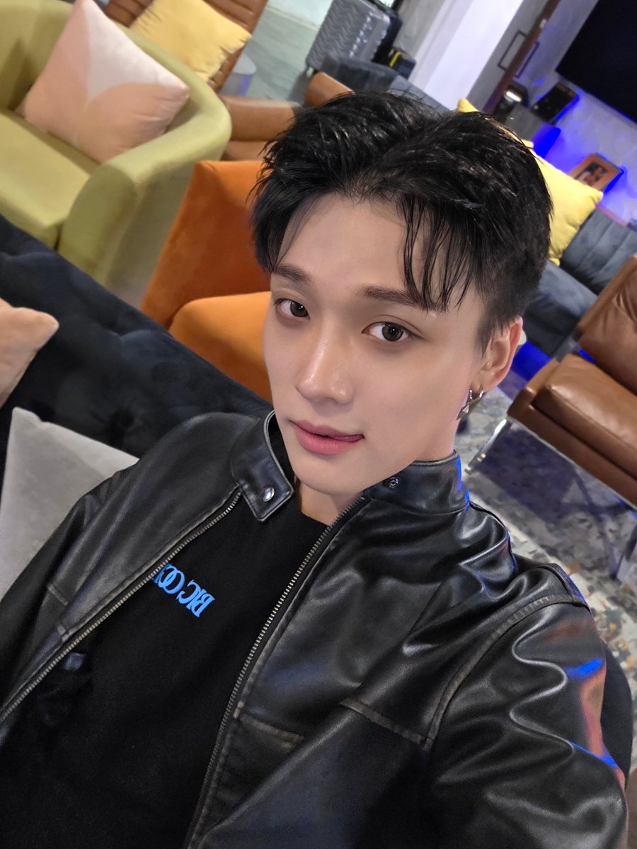 PADOTranslation's tweet image. 26/04/2026 - PJ 🦐

@Big_O_cean
#BigOcean #빅오션 #PJ #피제이 #bstage