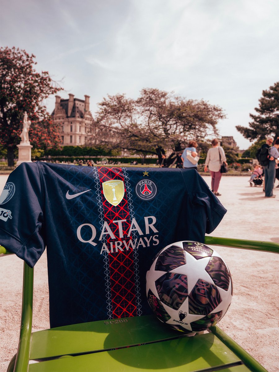 PSG_inside tweet picture