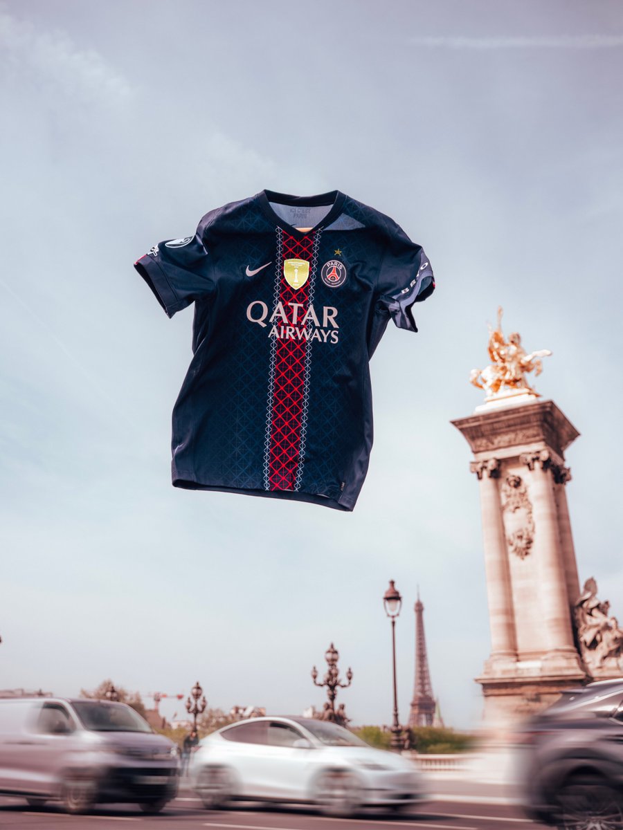 PSG_inside tweet picture