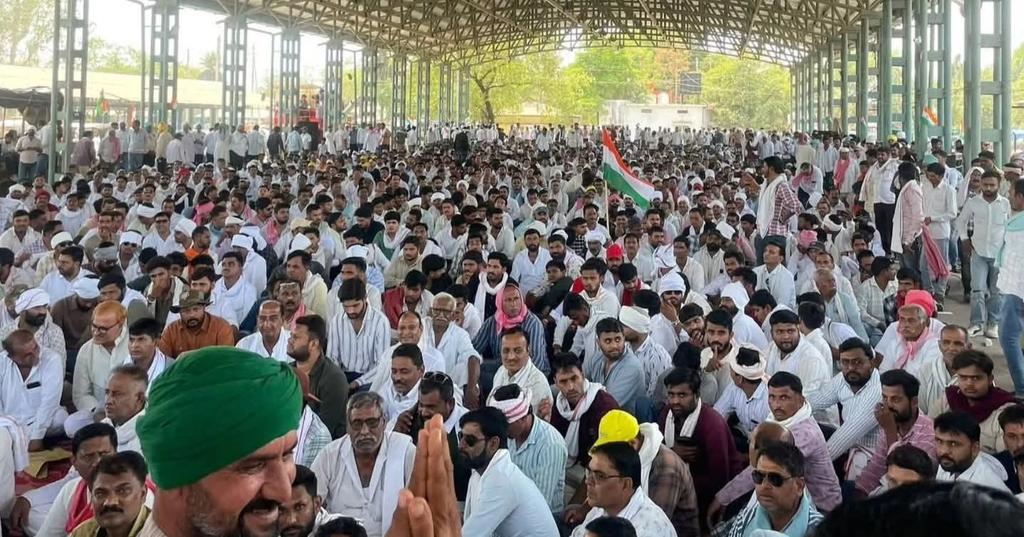 Tveer_13's tweet image. किसान क्रांति आंदोलन हरदा ।

#मध्यप्रदेश #FarmersProtest