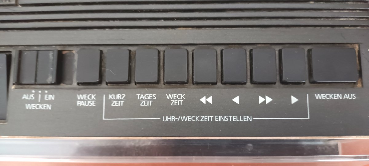 EL_ALMACEN_TC's tweet image. RADIO RELOJ DESPERTADOR TELEFUNKEN DIGITALE 50 - PRINCIPIOS AÑOS 80 todocoleccion.net/radios-transis… a través de @todocoleccion #Telefunken #Radio #Transistor