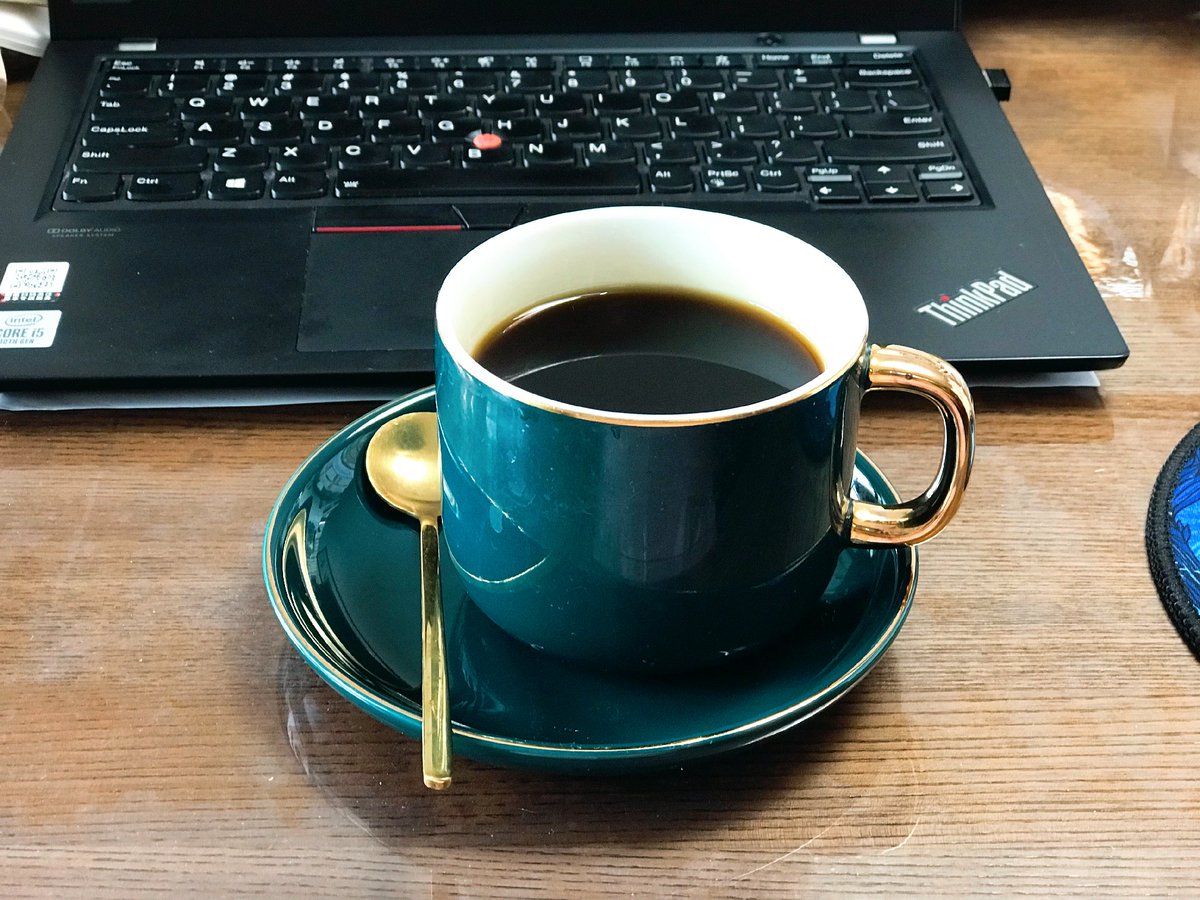 Chung95872648's tweet image. "9am Check-in: Coffee in hand, to-do list prioritized, ready to crush today’s goals!  #WorkMode #Productivity"