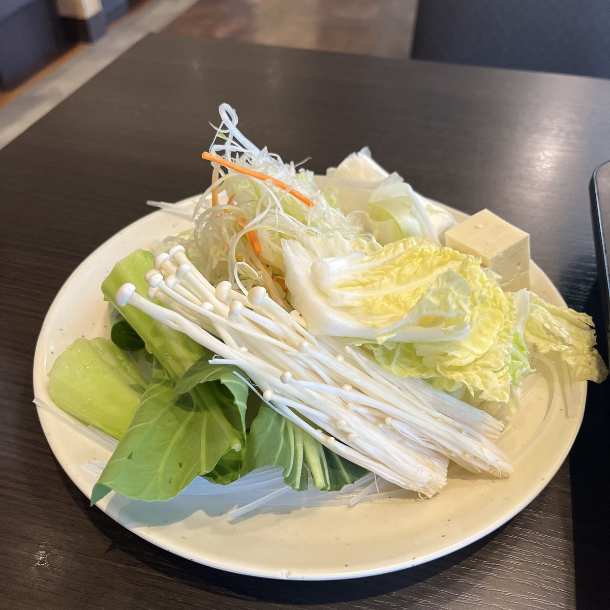 ヨル/yoru tweet media