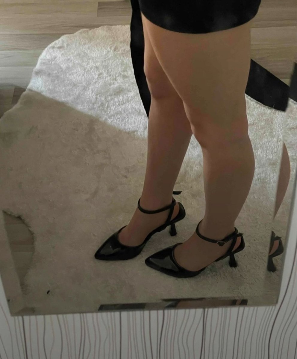 sharing_partner's tweet photo. Bugün tercih ettiğim ayakkabı nasıl sizce 💖 https://t.co/bdD0ltFrDV