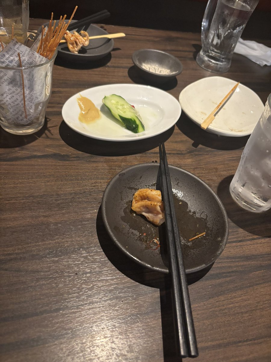 アッシー@炭酸ボーイ tweet media