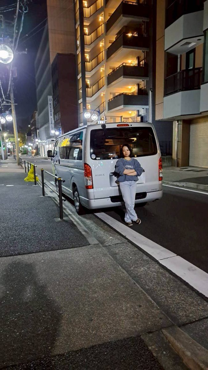 kzya_Az's tweet photo. 26歳になりました。
25歳の屑屋と仲良くしていただき、ありがとうございました。
そろそろ年齢をふんわり誤魔化す時期かな？
たくさんの出会いと別れがある、変革の25歳でした。
26歳の屑屋もよろしくお願いします！

1人で写ってる写真、11月まで遡らないと無かったです。 https://t.co/HX3ZnSmVbj