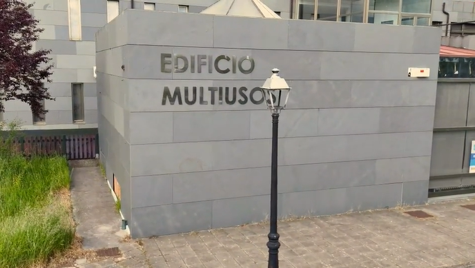 pontenasondas's tweet photo. 🗣️🎙️🎉 Ao ritmo da música de Magín Blanco, e co retrouso “Cea que bonito é!”. Xa en directo o #radiovisual do patrimonio con PNO!  #PatrimonioInmaterial #PatrimoniodeFuturo 👏👏👏

🎥 Podedes seguir a emisión desde a web de PNO! 📲 https://t.co/BFf8A447SM