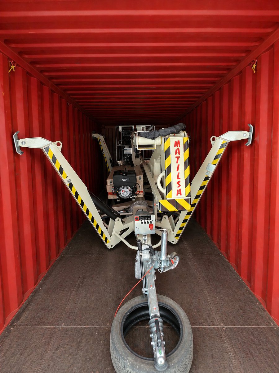 MATILSA's tweet photo. Enviamos una PARMA 12T diésel a ALL TERRAIN en Sudáfrica. 
Plataforma articulada y telescópica de 12 m, con gran alcance lateral y autonomía para trabajos en exterior.
Seguimos creciendo a nivel internacional. https://t.co/RJaF0nTcW5