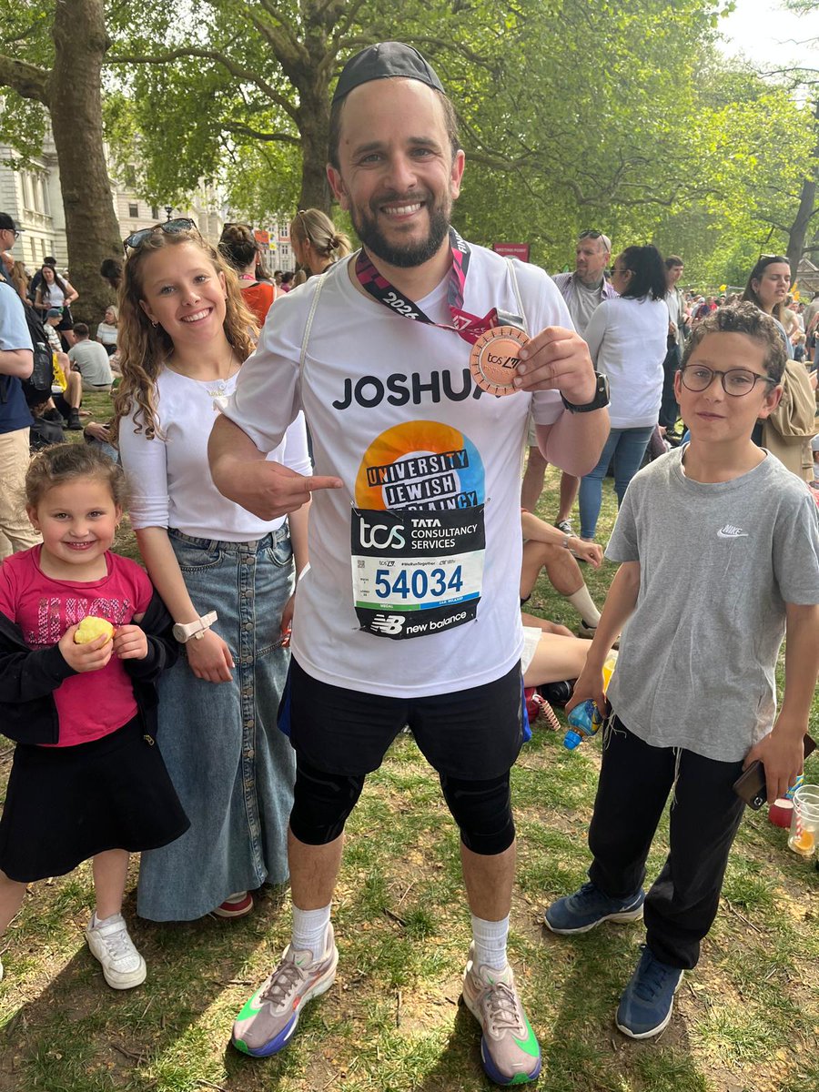 JewishChaplain's tweet photo. Congrats on running the London Marathon Rabbi Conway!!
We are so grateful for your support to UJC 🙏 https://t.co/SUJPE2pmbR