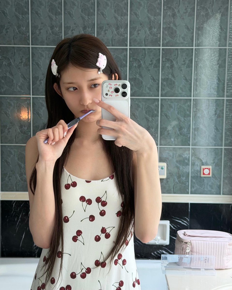 민무늬 tweet media