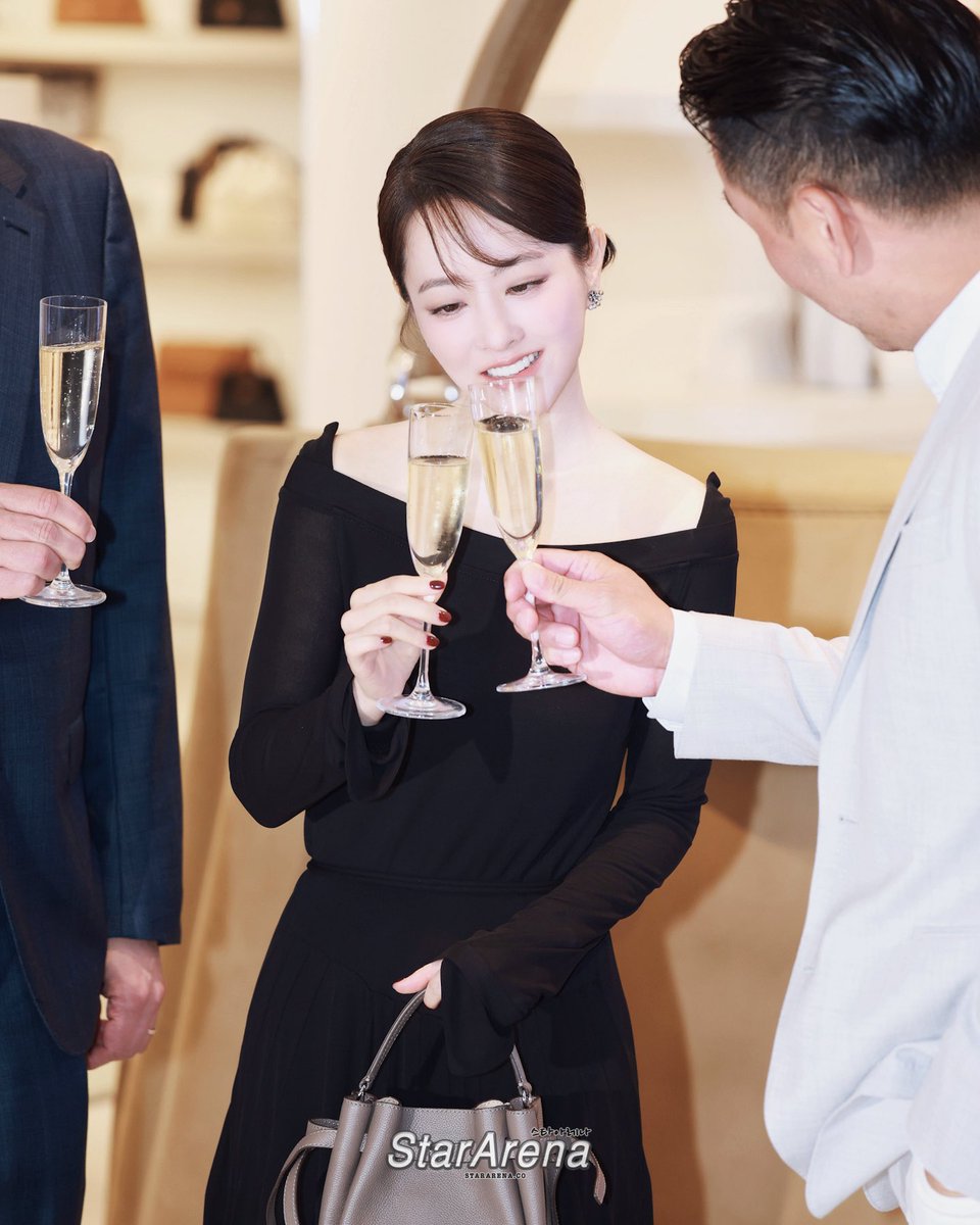 StarArena (스타아레나) tweet media