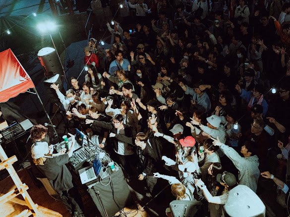 LIVE PHOTO

微笑坦々 (DJ set) <a href="/HOHOEMITANTAN/">微笑坦々</a> 
2026.04.18
KANPAI PARADE

Photo by キョートタナカ