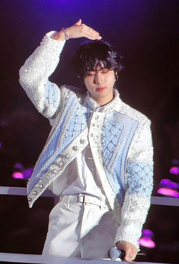 한코움 tweet media