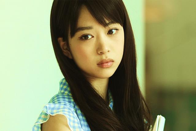 goodtimetheater's tweet photo. 「そうですね、私可愛いんで。お前らと一緒にすんな、ブス」

森川葵の"かわいさ"が強烈な
映画『おんなのこきらい』

「かわいい」が取り柄のOL、実態は"かわいい"スイーツを大量摂取して吐く過食症。
だけど可愛いは絶対価値...？

"かわいいだけじゃだめ"な世の中で、彼女は今日もかわいく生きる https://t.co/KUyCt4gZEy